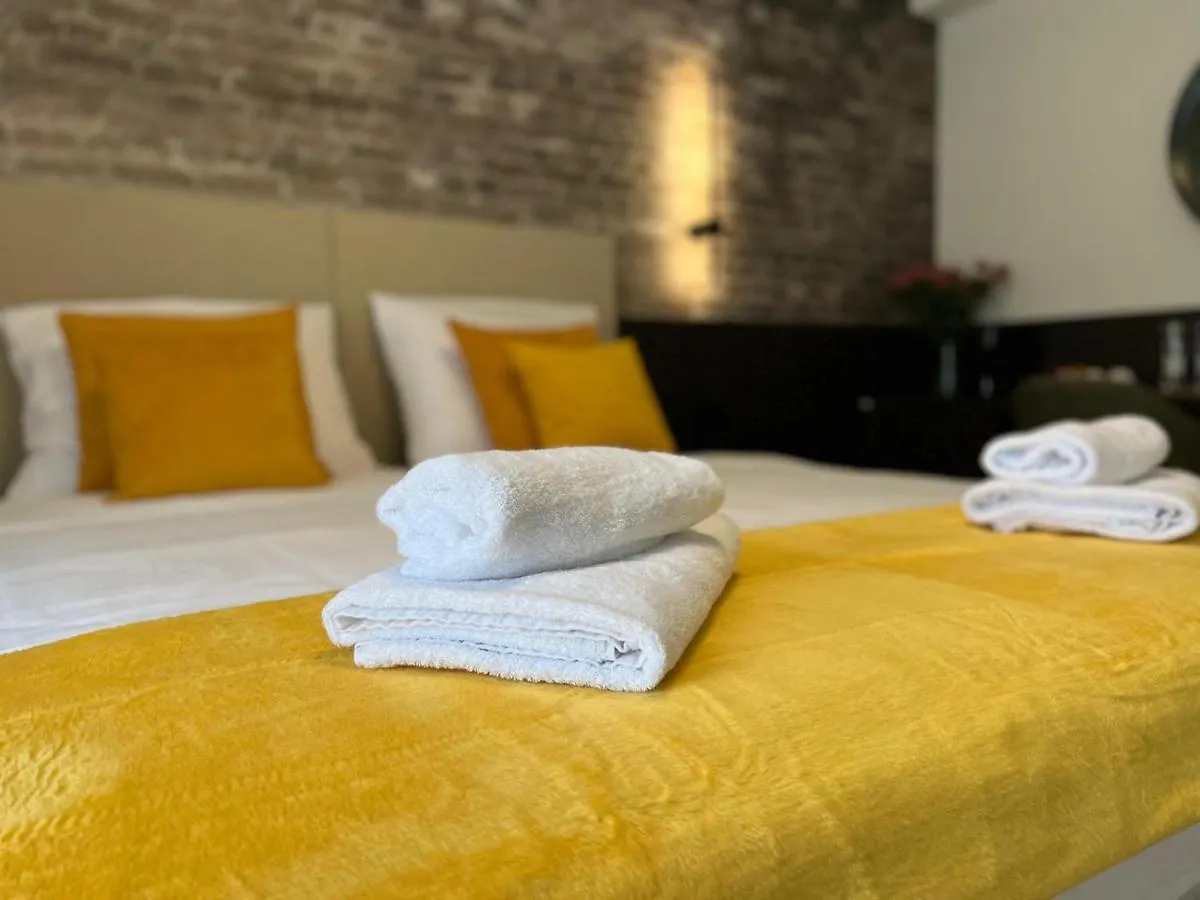 Arena Prestige Rooms Pula