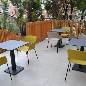 Apartman And Old Center, Pula