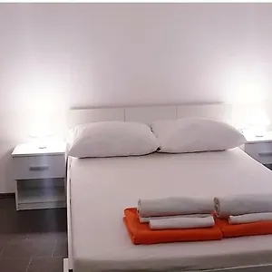 Apartamento David 3, Pula