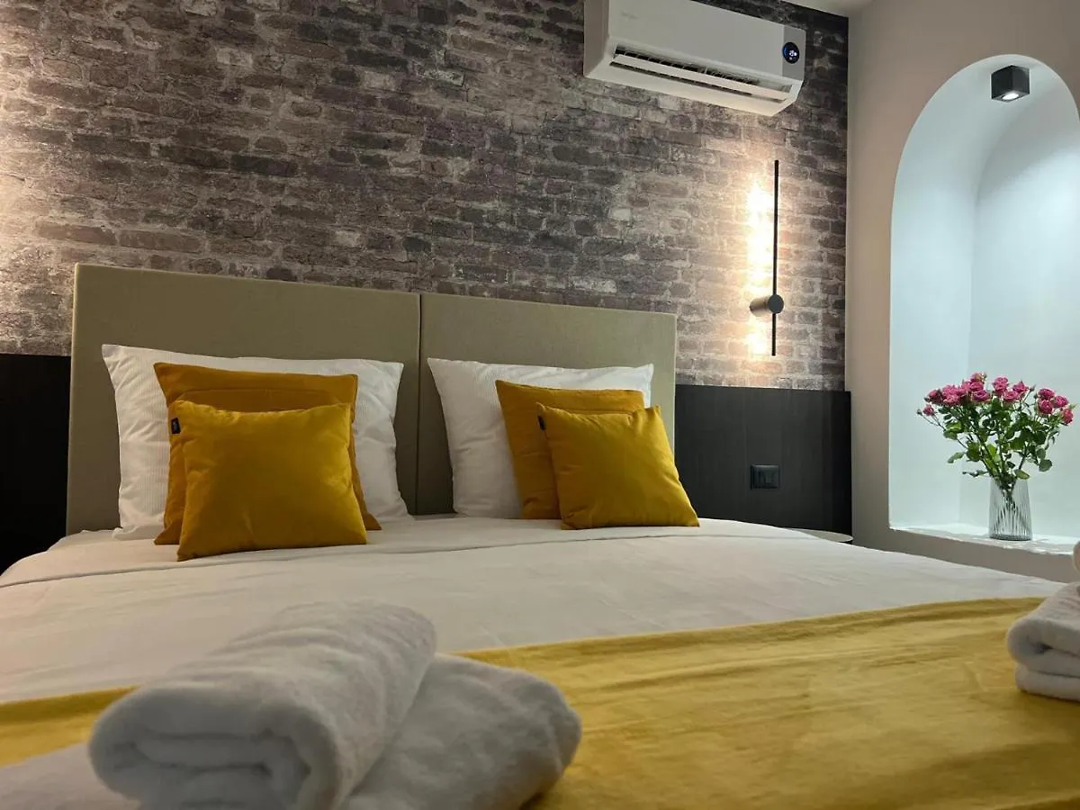 Arena Prestige Rooms Pula Apartment